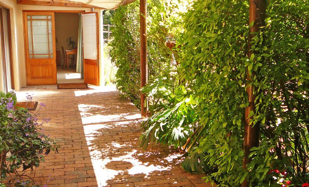 Vineyards Country Home Guest Room Blomtuin Bagian luar foto